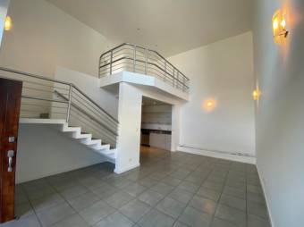 Se vende condominio con 4 town house en Escazú San José A25-560, $ 1,000,000, 12, San José, Escazú