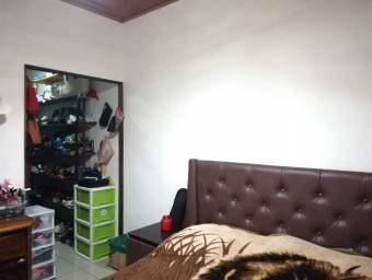 Venta de Casa  APTO Tipo Estudio en Alajuelita, San José. RAH 24-1723