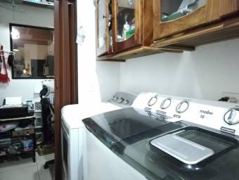 Venta de Casa  APTO Tipo Estudio en Alajuelita, San José. RAH 24-1723