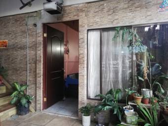 Venta de Casa  APTO Tipo Estudio en Alajuelita, San José. RAH 24-1723