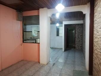 Venta de Casa  APTO Tipo Estudio en Alajuelita, San José. RAH 24-1723