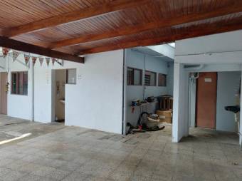 Se vende edificio comercial con maquinaria industrial en San Pablo Heredia A24-390, $ 1,400,000, 5, Heredia, San Pablo