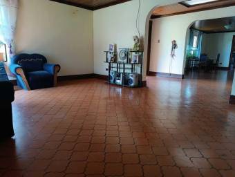 Venta de Casa en Tirrases, Curridabat. RAH 24-797