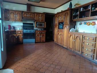 Venta de Casa en Tirrases, Curridabat. RAH 24-797