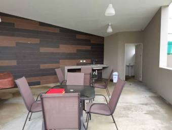 Venta de Apartamento en Sabanilla, Montes de Oca. 