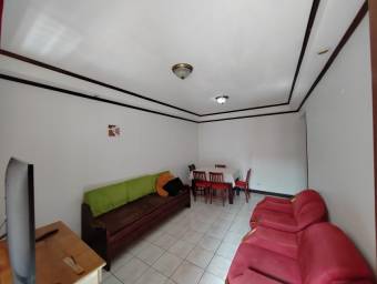 Venta de Apartamento en Zapote, San José. 