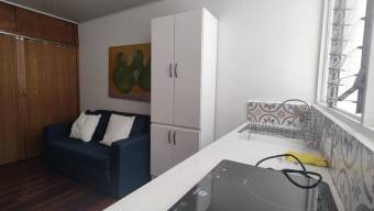 Se vende casa con 4 apartamentos para inversión San José 23-1549