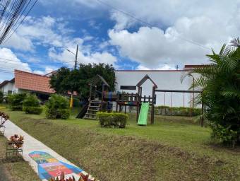 Alquiler de Casa en Zapote, San José. RAH 25-937