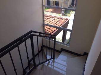 HEREDIA MERCEDES NORTE CONDOMINIO VALERIA VENDO CASA $195.000