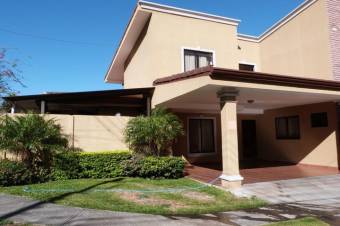 Se vende moderna casa en condominio de Pozos San José 24-1683 