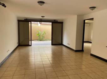 Se vende moderna casa en condominio de Pozos San José 24-1683 