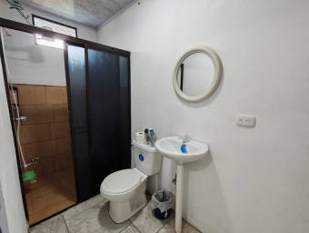 Venta de 3 Apartamentos Independientes  en Barranca, Puntarenas. RAH 25-928