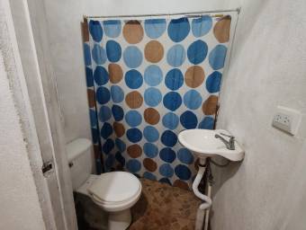 Venta de 3 Apartamentos Independientes  en Barranca, Puntarenas. RAH 25-928