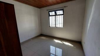 Se alquila espacioso apartamento en San José Alajuela 25-945