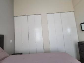 Se vende apartamento en condominio de Ulloa Heredia 25-958