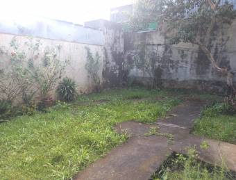 HEREDIA CENTRO VENDO PROPIEDAD CON CASA ₡115.000.000