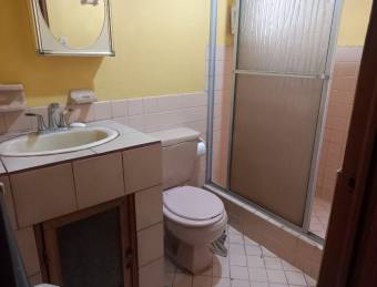 HEREDIA CENTRO VENDO PROPIEDAD CON CASA ₡115.000.000