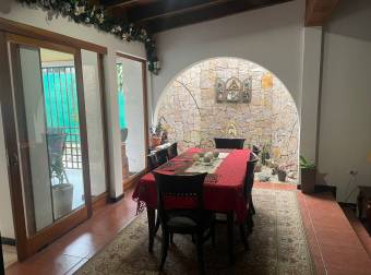 Hermosa casa a la venta / alquiler