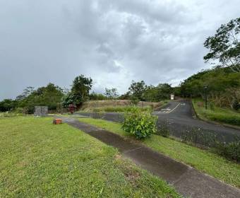 Lot of 1,188 m2 for sale in Hacienda Los Bambúes condominium in Ciudad Colón.