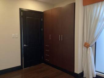 Venta de Apartamento en Brasíl de Santa Ana. RAH 25-506