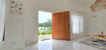 Casa de 3 habitaciones con piscina, cerca de Tamarindo Casa de 3 habitaciones con piscina, cerca de Tamarindo