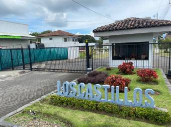 Lote Amplio Condo Los Castillos, La Guacima Alajuela Se Vende