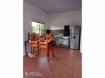 VENTA DE CASA Y APARTAMENTO, LIMÓN, SIQUIRRES, PACUARITO 