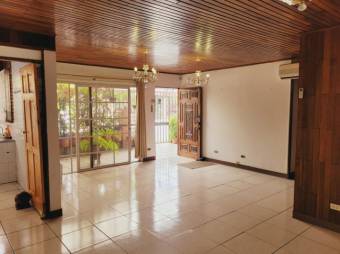 Venta de Casa en San Antonio de Belén, Heredia. RAH 25-556