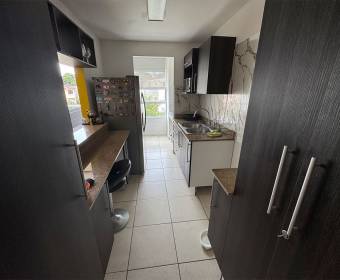 Apartment for sale in Bellavista Condominium, Lagunilla de Heredia