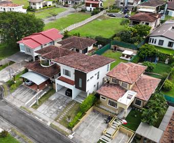 3 bedroom house for sale in Veredas del Arroyo condominium, La Guacima