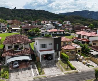 3 bedroom house for sale in Veredas del Arroyo condominium, La Guacima