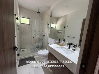 Casa en venta Escazu Guachipelin $340.000 /en condominio, construccion reciente