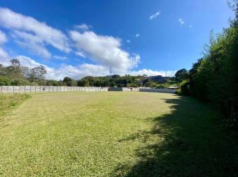 Se vende lote de 2 hectáreas en Santo Domingo de Heredia 25-1244