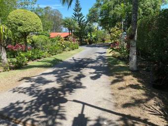 Se vende lote de 8700m2 en Santa Ana San José 26-388