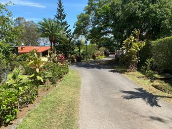 Se vende lote de 8700m2 en Santa Ana San José 26-388