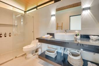 Villa Exclusiva con Estilo Tropical cerca de Playa Grande y Matapalo