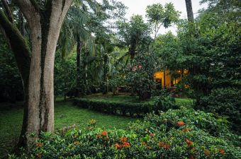 Casa con gran lote de 5000 m2 en venta cerca de Tamarindo