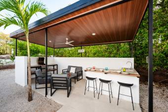 Elegante villa de 2 dormitorios con piscina a pasos de Playa Conchal Elegante villa de 2 dormitorios con piscina a pasos de Playa Conchal