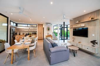 Elegante villa de 2 dormitorios con piscina a pasos de Playa Conchal Elegante villa de 2 dormitorios con piscina a pasos de Playa Conchal