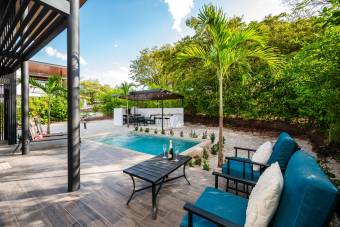 Elegante villa de 2 dormitorios con piscina a pasos de Playa Conchal Elegante villa de 2 dormitorios con piscina a pasos de Playa Conchal