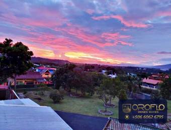 CASA CON VISTAS PANORÁMICAS SANTA BÁRBARA DE HEREDIA #40406ho CASA CON VISTAS PANORÁMICAS SANTA BÁRBARA DE HEREDIA #40406ho