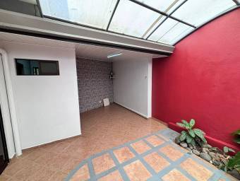 se vende espaciosa casa en mercedes Herdia 26-923 se vende espaciosa casa en mercedes Herdia 26-923