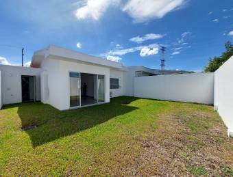 Se vende casa con amplio patio en los Arcos Belen 26-619 Se vende casa con amplio patio en los Arcos Belen 26-619