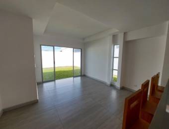 Se vende casa con amplio patio en los Arcos Belen 26-619 Se vende casa con amplio patio en los Arcos Belen 26-619