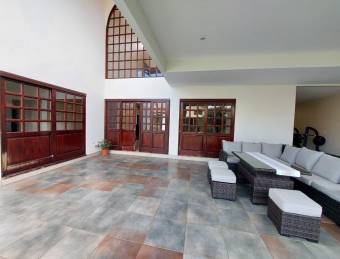 Se vende espaciosa casa en San Miguel de Santo Domingo 26-693 Se vende espaciosa casa en San Miguel de Santo Domingo 26-693