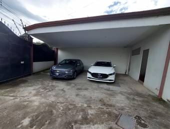 Se vende espaciosa casa en San Miguel de Santo Domingo 26-693 Se vende espaciosa casa en San Miguel de Santo Domingo 26-693