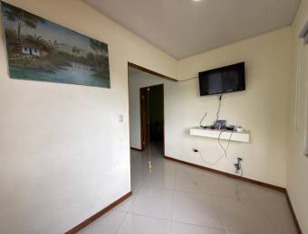 Se vende espaciosa casa en San Pablo de Heredia 26-403 Se vende espaciosa casa en San Pablo de Heredia 26-403