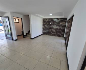 3-bedroom house for sale in Moravia. Foreclosed property 3-bedroom house for sale in Moravia. Foreclosed property