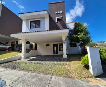 3-bedroom house for sale in Moravia. Foreclosed property