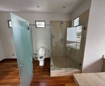 Spectacular luxury mansion for sale in Residencial Manantiales, La Asunción de Belén. Bank-owned pro Spectacular luxury mansion for sale in Residencial Manantiales, La Asunción de Belén. Bank-owned pro